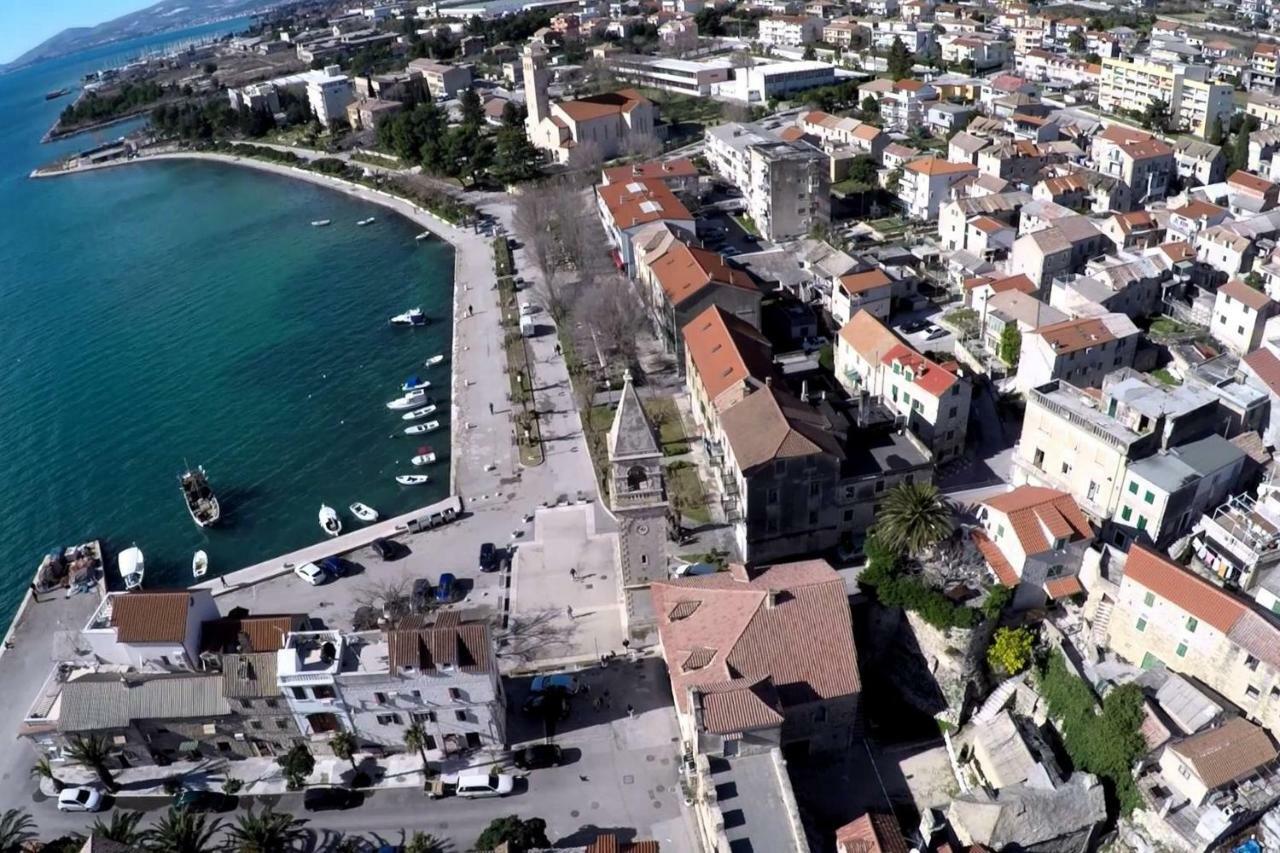 Apartments Toni With Free Parking Kastela Exterior photo