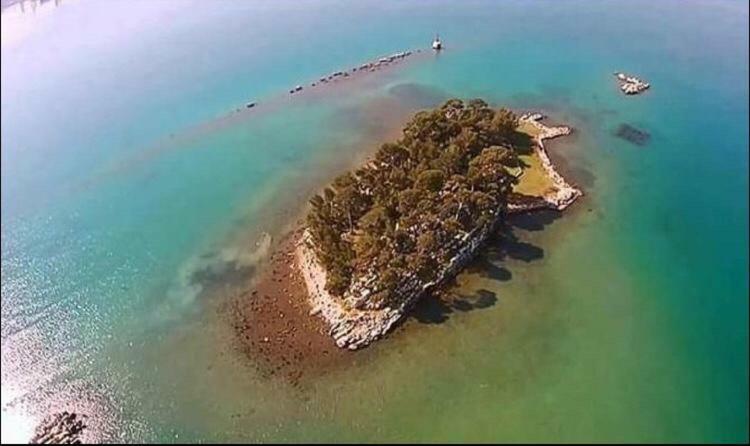 Apartments Toni With Free Parking Kastela Exterior photo